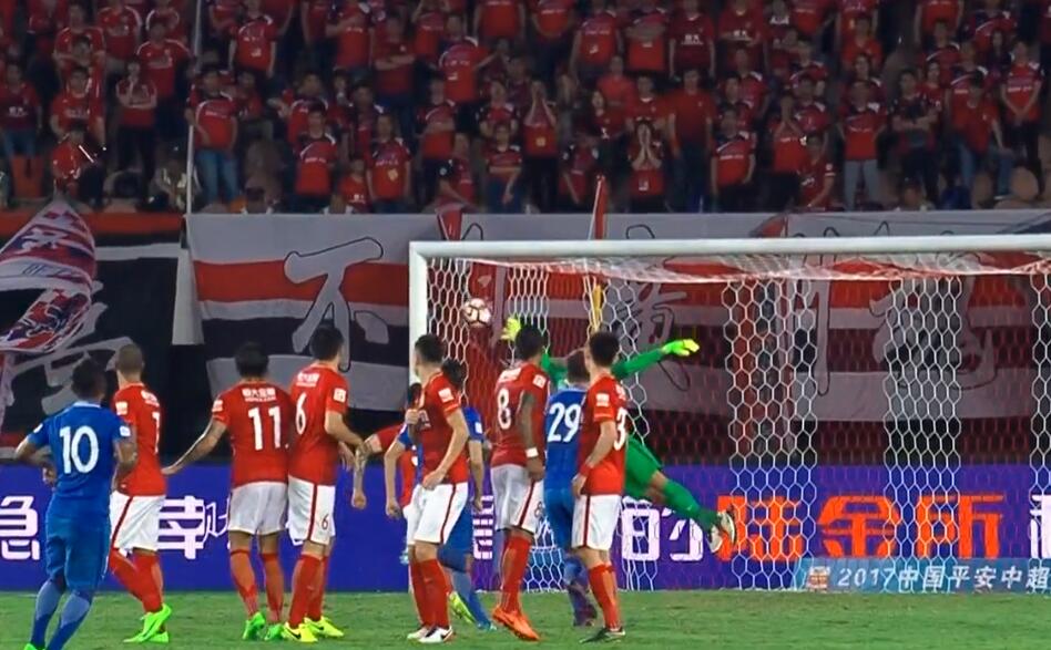 中国红十字会会长陈竺出席首映礼